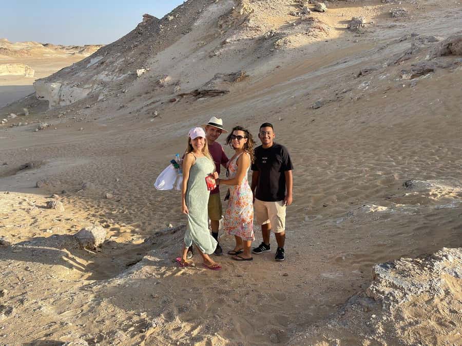 Cairo: Bahariya Oasis & White Desert A Private Day Adventure - The desert day in five useful points