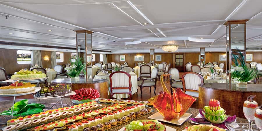 Cairo: Buffet Dinner Cruise with Folkloric Show - Who will enjoy this cruise most?