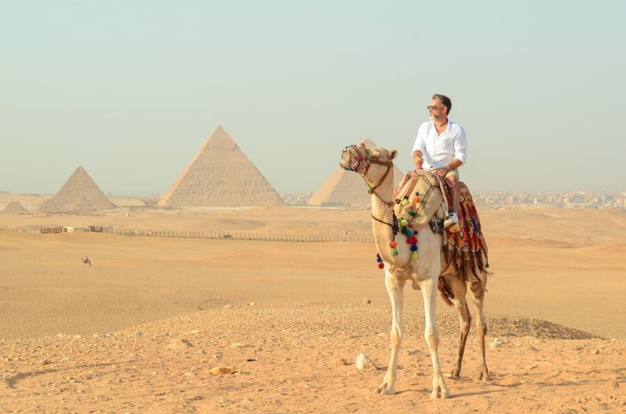 Cairo: Camel Ride Around The Pyramids with Hotel Pickup - What the camel ride feels like