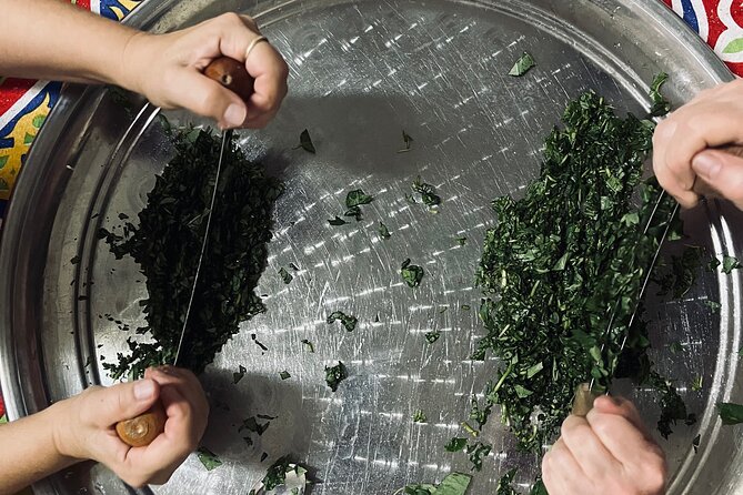Cairo Cooking Class with an Egyptian Family - Conversation about modern Egyptian life