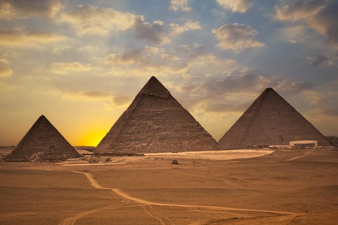 Cairo Day Tour to Memphis Sakkara & Dahshur Pyramids - Saqqara and the Step Pyramid of Djoser