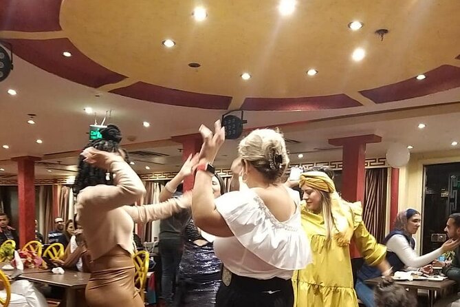 Cairo Dinner Cruise in Nile River With Belly Dancer & Tanora show - The buffet dinner: plentiful, varied, and inconsistent