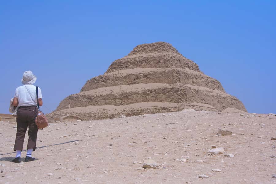 Cairo: Djoser, Bent Pyramid & Memphis Day Trip - The Red Pyramid and the move toward a true pyramid