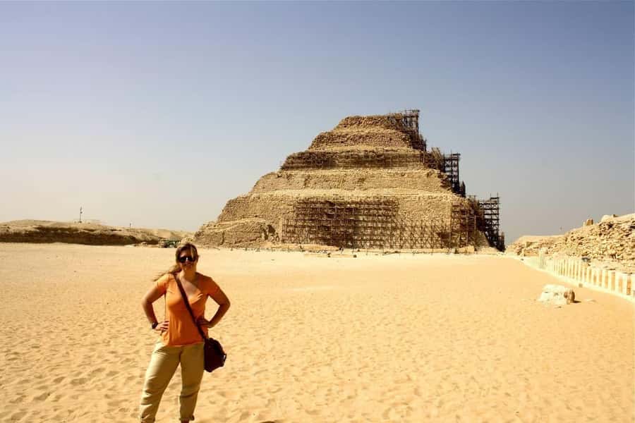 Cairo: Djoser, Bent Pyramid & Memphis Day Trip - The drive, guide, and seven-hour rhythm