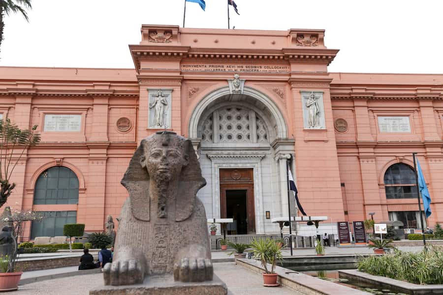 Cairo: Egyptian Museum 4-Hour Private Tour with Transfer - What the $60 price really covers
