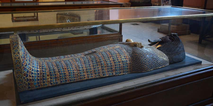 Cairo: Egyptian Museum, Citadel, and Old Cairo Guided Tour - Starting with the Egyptian Museum near Tahrir Square