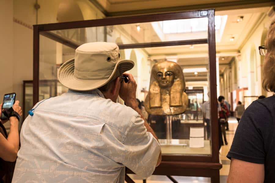 Cairo: Egyptian Museum, Pyramids & Bazaar Tour - The five things to know before booking