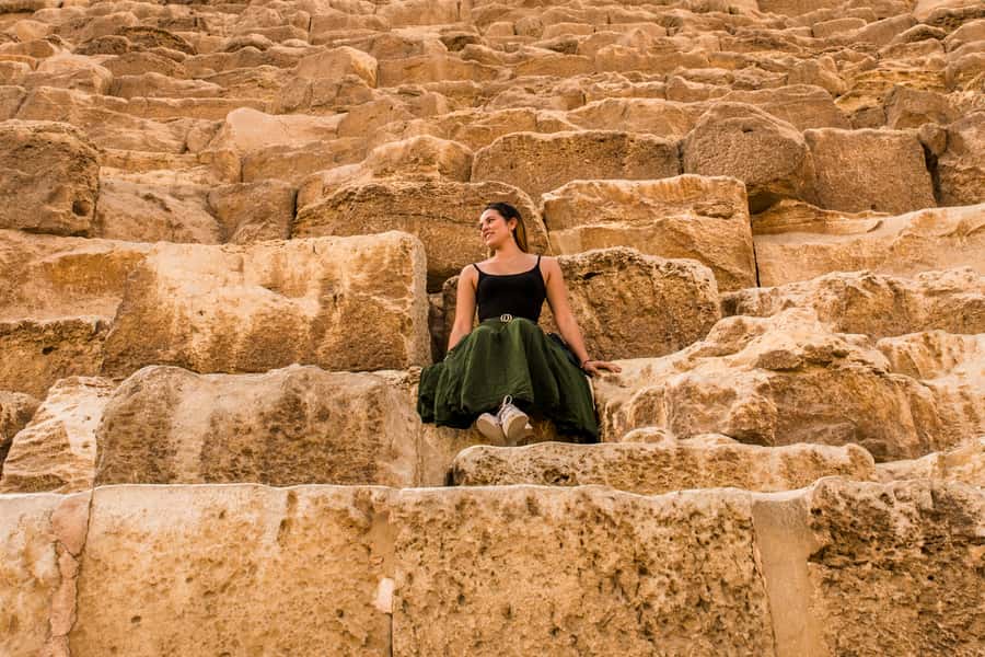 Cairo: Egyptian Museum, Pyramids & Bazaar Tour - A half-hour with the Great Sphinx