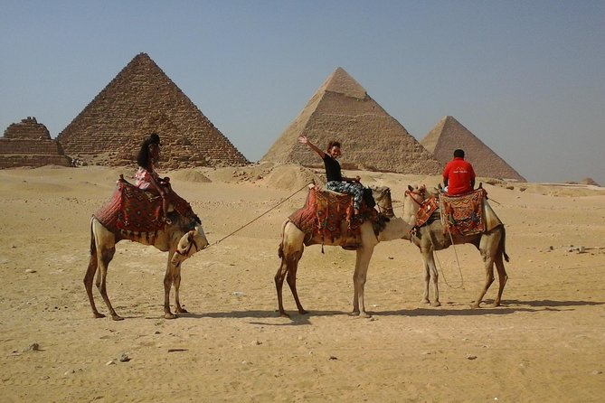 Cairo Full-Day Tours to Giza Pyramids ,Egyptian Museum & Bazaar - Khafre, Menkaure, and the Sphinx