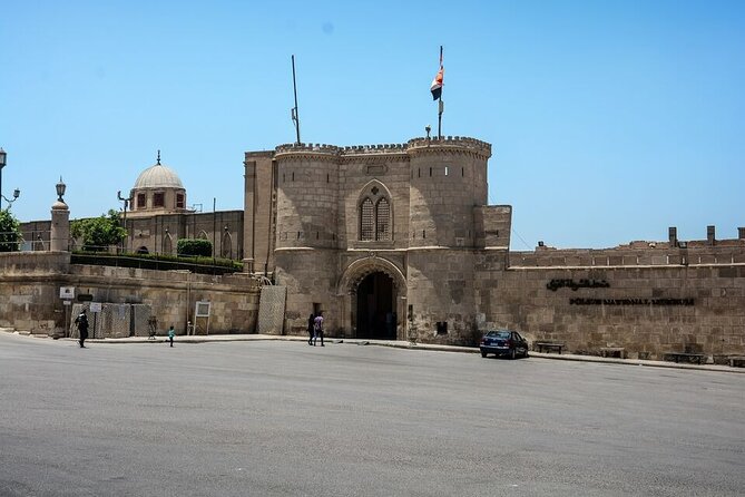 Cairo/Giza: 2-Day Pyramid, Museum, Bazaar Private Tour - Tutankhamun and the Egyptian Museum in two hours