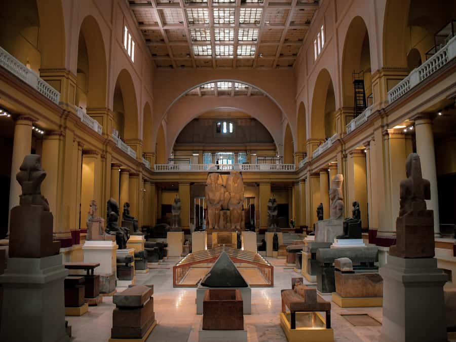 Cairo: Giza Great Pyramids Tour with Sightseeing Options - Shopping stops and lunch choices