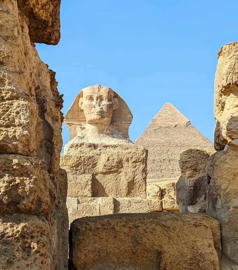 Cairo: Giza Pyramids, Memphis, and Sakkara Day Trip - The Valley Temple and the best photo stops