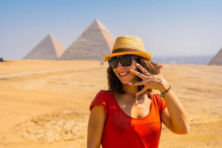 Cairo: Giza Pyramids, Sakkara & Dahshur All-Inclusive Tour - Dahshur’s Bent Pyramid and Red Pyramid