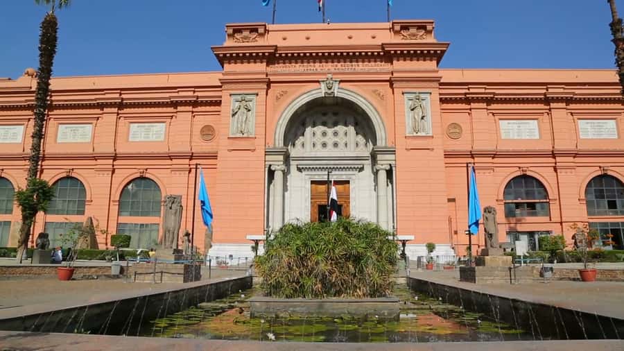 Cairo: Great Pyramids of Giza and Egyptian Museum Tour - Key points at a glance
