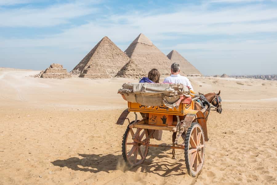 Cairo: Half Day Pyramids Tour by Camel or Horse Carriage - Who should book this half-day outing?