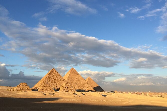 Cairo |Layover| Trip pick up from Cairo airport to visit Giza Pyramids & Sphinx - How the experience handles different groups