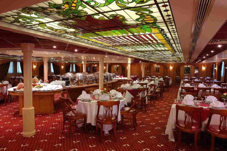 Cairo: Nile Dinner Cruise with Belly Dancer Show and Music - Booking tips that can save your evening