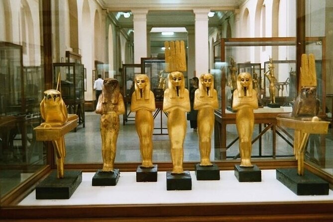 Cairo Over Day Egyptian Musuem & Pyramids with Transfer -Hurghada - Two hours at the Giza Pyramids