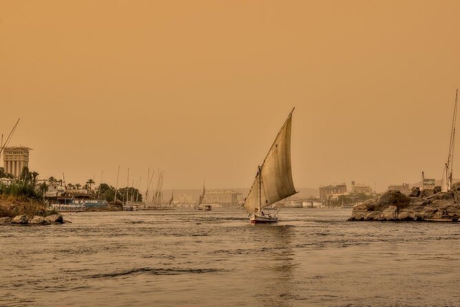 Cairo Private Felucca OnThe Nile River With Pickup and Soft Drink - What the private format really offers