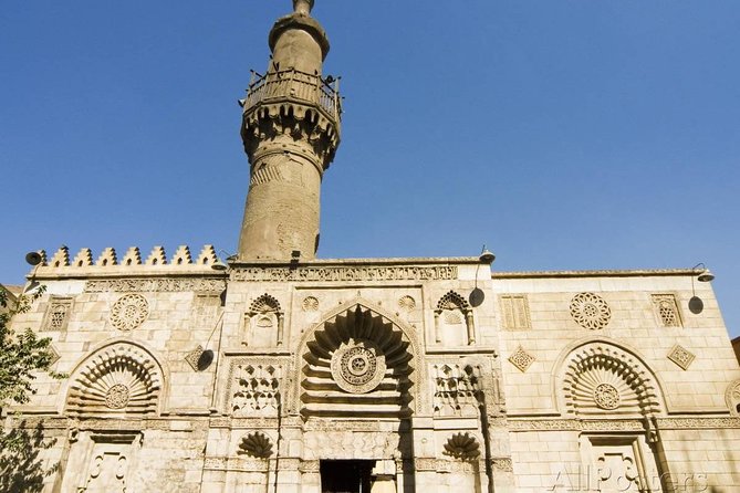 Cairo private guided tours visit Islamic and Coptic Cairo - Why this six-hour Cairo route works