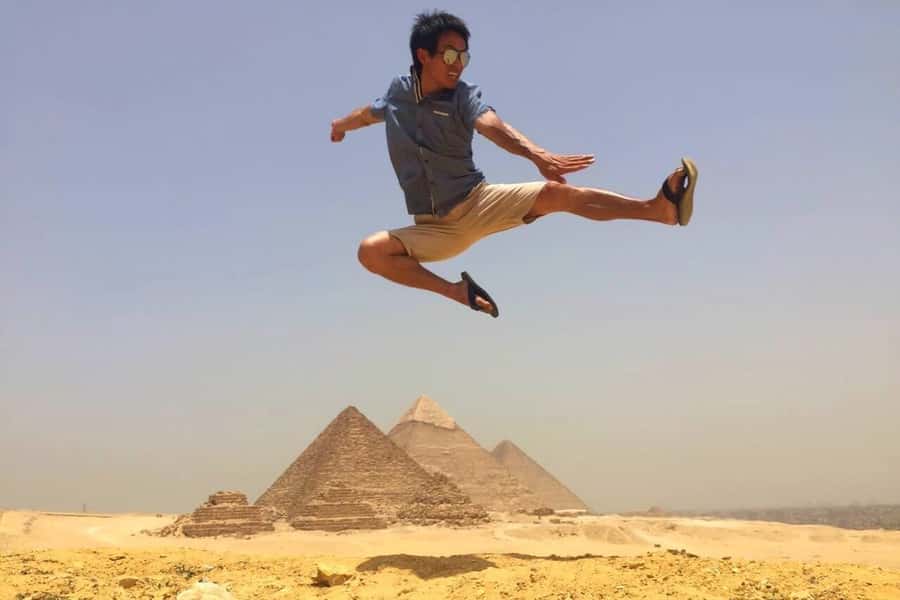 Cairo: Private Pyramids, Museum & Bazaar Tour with Lunch - Key points before you book
