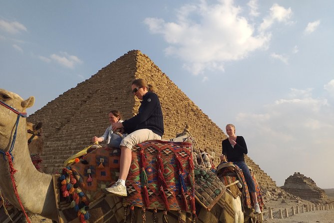 Cairo Private tour by plane from Hurghada - Lunch in Cairo, useful fuel between major sights