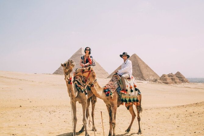 Cairo Private Tours To Giza Pyramids,Egyptian Museum & Bazaar - The Sphinx and the Giza Plateau