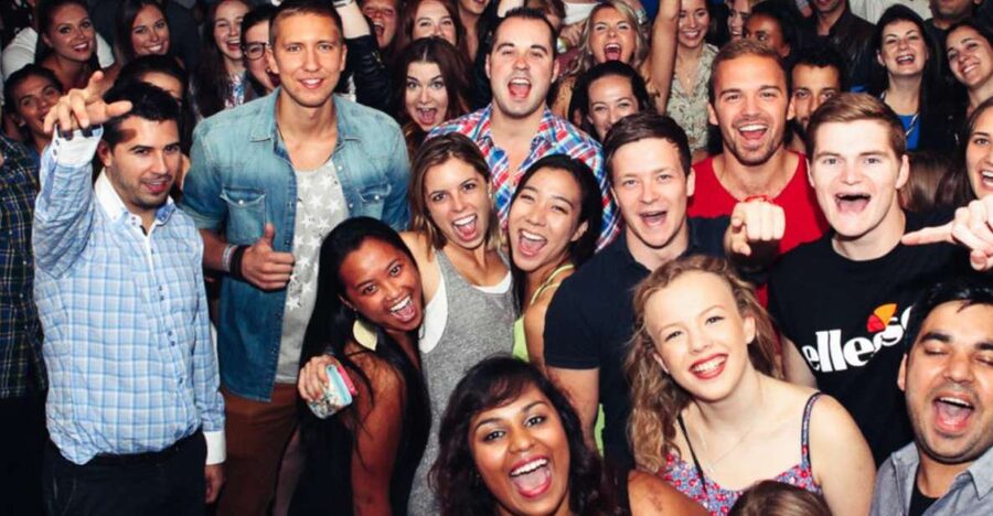 Cairo: Pub Crawl and Speakeasy Bar Tour with 2 Free Drinks - Key points at a glance