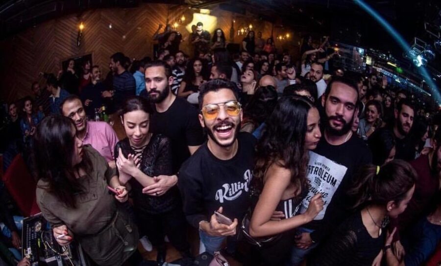Cairo: Pub Crawl and Speakeasy Bar Tour with 2 Free Drinks - Meeting at Steigenberger Hotel El Tahrir