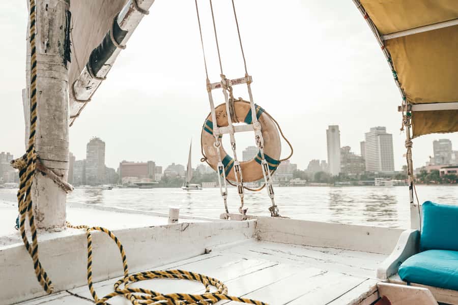 Cairo: Pyramids and Sphinx Tour with River Nile Felucca Ride - Shops, lunch, and the need to set boundaries