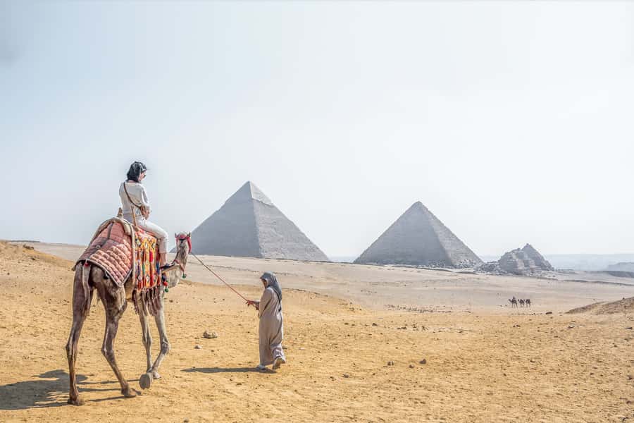 Cairo: Pyramids, Bazaar, Citadel Tour with Photographer - Giza Plateau: More Than a Quick Pyramid Photo