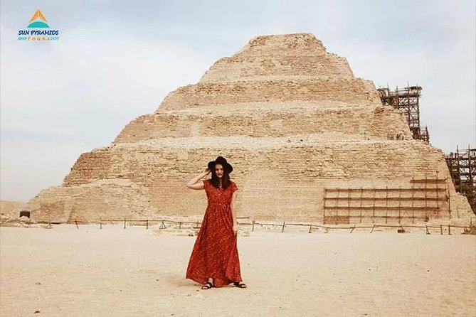 Cairo: Pyramids, Memphis, Sakkara & Dahshur Luxury Adventure - Lunch at a local restaurant