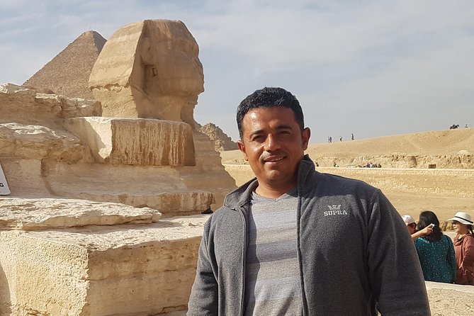 CAIRO & Pyramids Private Excursion from Hurghada,El Gouna, Makadi Bay or Soma Bay - The private vehicle and guide make the difference