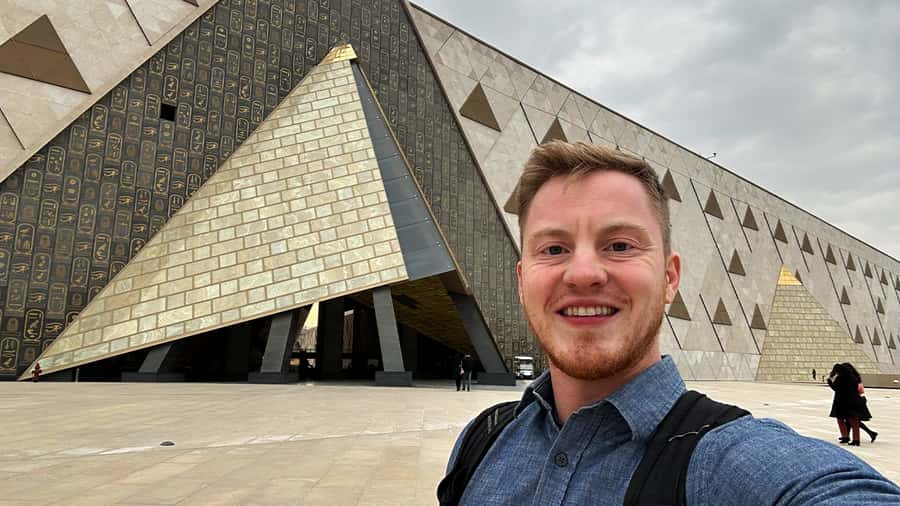 Cairo: Pyramids, Sphinx & Grand Egyptian Museum Private Tour - Lunch, shopping, and the pace of the day