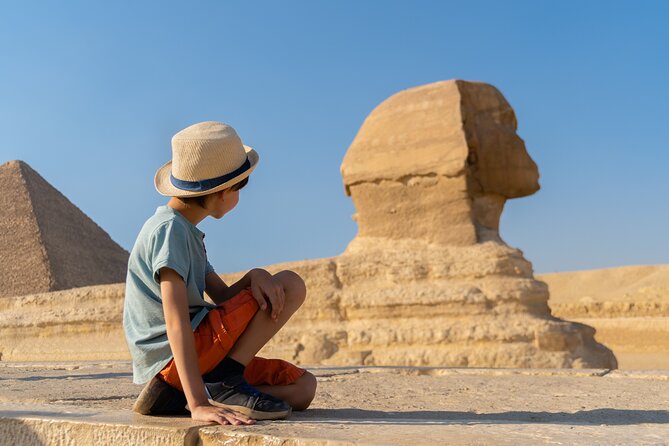 Cairo: Pyramids, Sphinx, Museum & Bazaar Tour with Female Guide - Key things to know before booking