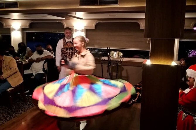 Cairo's Nile Cruise entertainment belly dancer&Tanora show&Dinner - Tanora dancing brings the biggest visual moment
