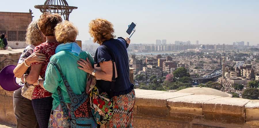 Cairo: Salah El Din Citadel and Old Cairo Bazar Guided Tour - Old Cairo’s churches, synagogue, and narrow lanes