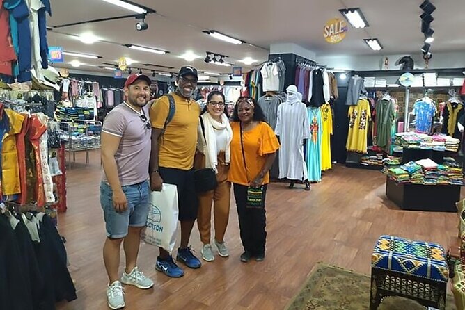 Cairo Shopping tour Private Papyrus Essential oils Bazar Cotton - Lunch, timing, and what is actually included