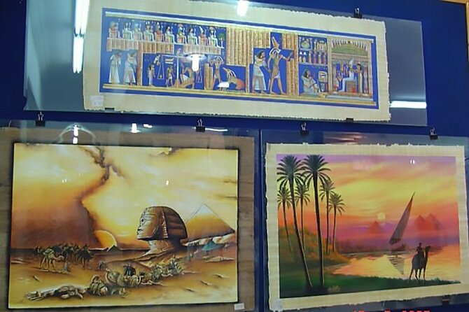 Cairo Shopping tour Private Papyrus Essential oils Bazar Cotton - Guide quality and the private format
