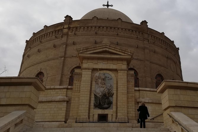 Cairo Trip Private from Hurghada. Elite Trip - The Egyptian Museum and Tutankhamun’s Treasures