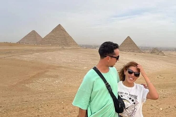 Cairo vip two or one day pyramids ,Museum,memfis ,saqra and7 places - What the private format adds