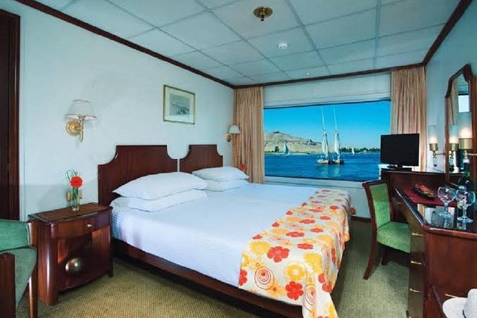Cheap trip - Nile Cruise 2 nights – 3 days from luxor to aswan - Guides can make or break the sightseeing