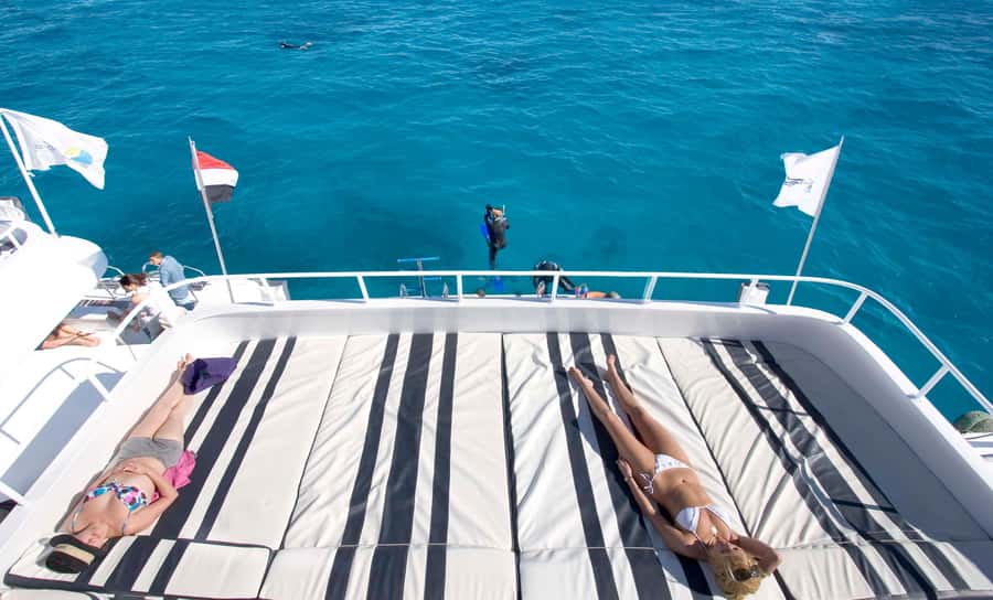 Dahab: luxury Snorkeling cruise with buffet lunch - Key points at a glance