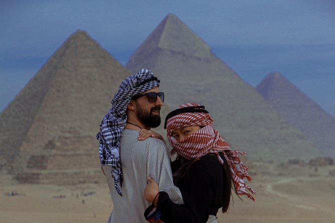 Day Tour To Cairo From Luxor By Flight - Twenty minutes at the Great Pyramid of Khufu