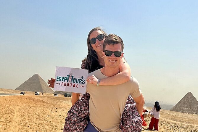 Day Tour to Giza Pyramids Complex, Egyptian Museum & Bazaar - Khan Al-Khalili: a final hour in old Cairo