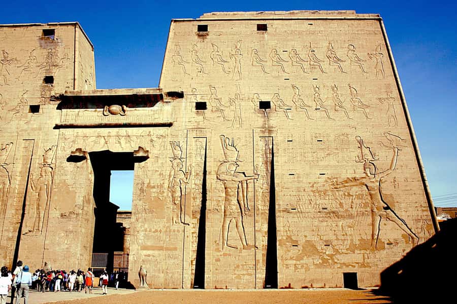 Day Tour visit Edfu Kom Ombo temples from Luxor - Edfu Temple: the day’s grand architectural stop