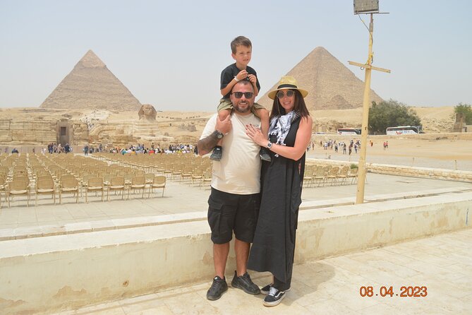 Day Tour Visit Pyramids, Sphinx, Saqqara and Memphis - The guide can shape the day