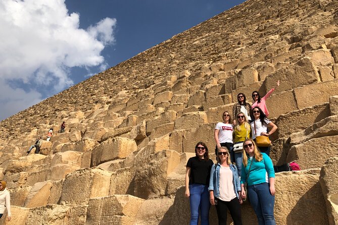 Day tour with Guide to Giza Pyramids, Sakkara, Dahshur and Memphis - The Egyptologist guide makes the difference