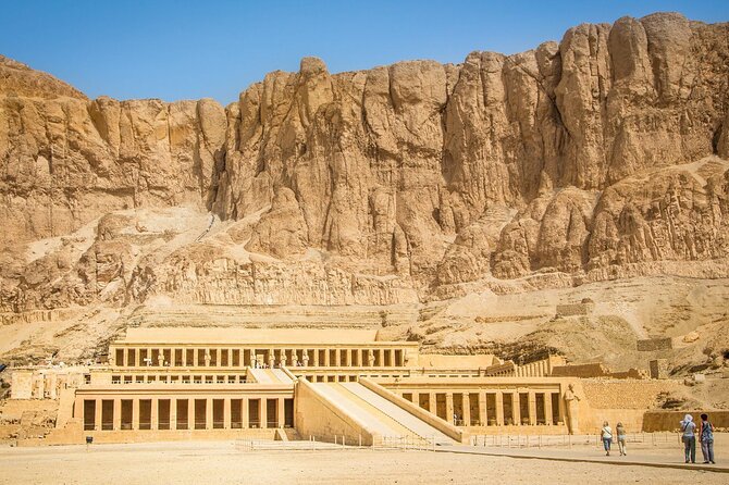 Day Trip to Luxor From Cairo By Flight, King Tut Tomb Included - Karnak Temple and its 134 giant columns