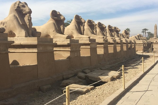 Day Trip to Luxor from Hurghada with Hotel Pickup and Lunch - Buffet lunch at Nile Restaurant Luxor
